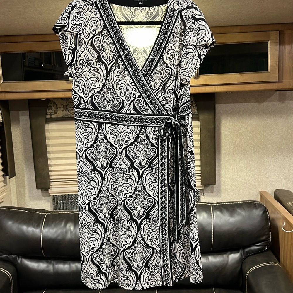Apt 9 Faux Wrap Dress Size XL